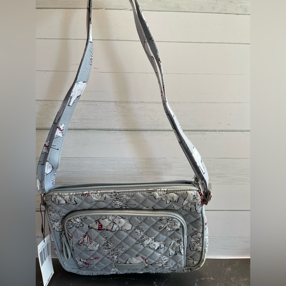 NWT Vera Bradley RFID Little Hipster in Beary Merry 🐻‍❄️